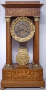 Pendule à colonnes